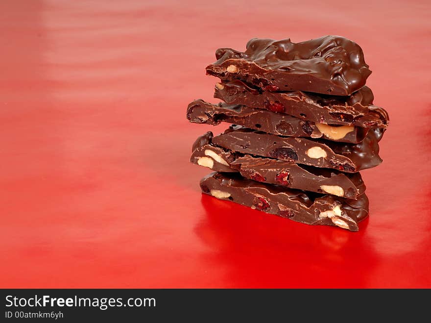 Chocolate cashew and dried cherry bark