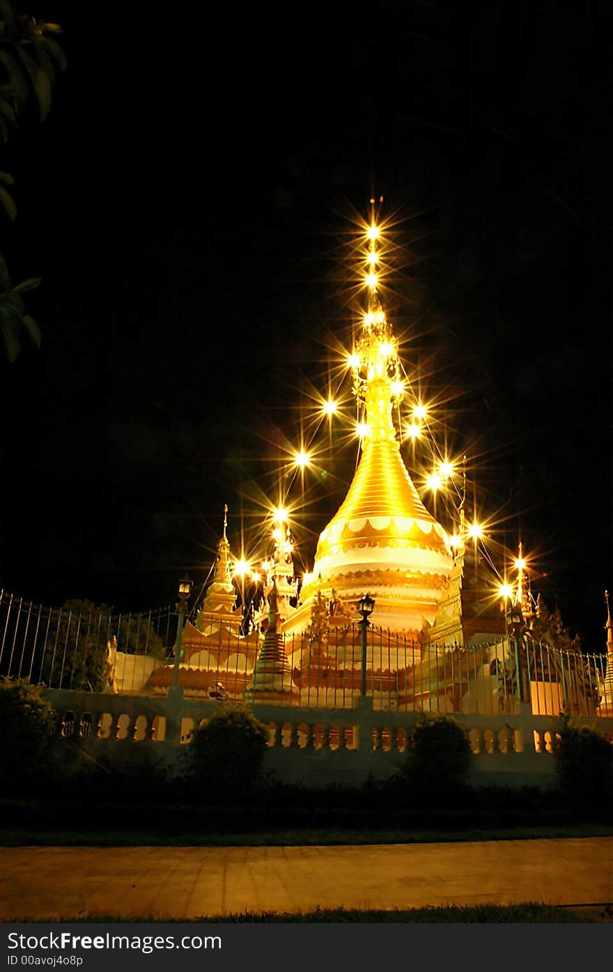 The pagoda from northen of Thailand we call Doi Kongmu pangoda. It is at a temple in Maehongson District. The pagoda from northen of Thailand we call Doi Kongmu pangoda. It is at a temple in Maehongson District.