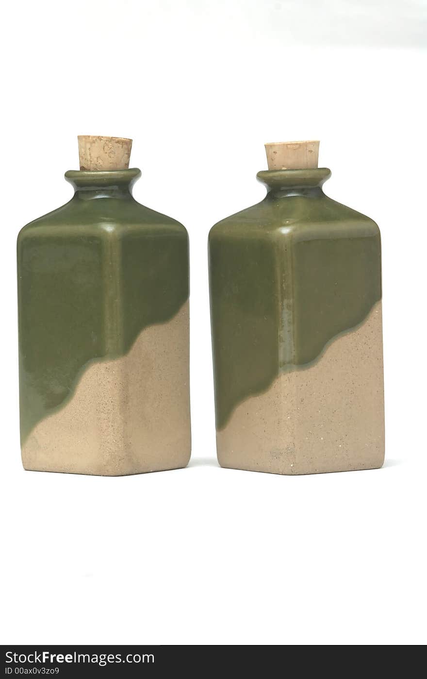 2 ceramic bottles