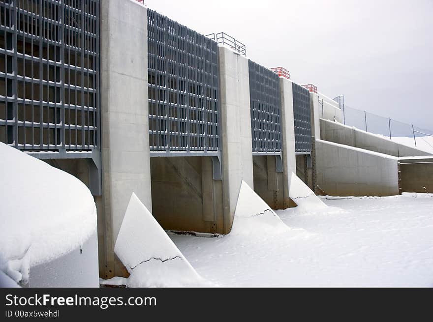 Dam in winter