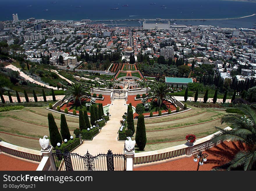 Bahai temple & gardens