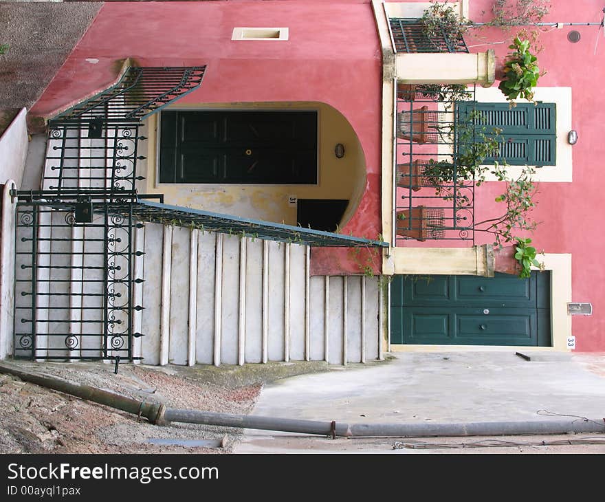 Lerici houses  pink