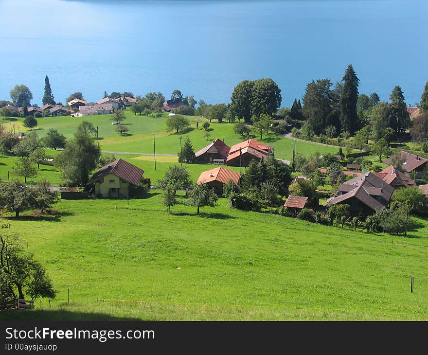 Thun Lake Cottages Country Green