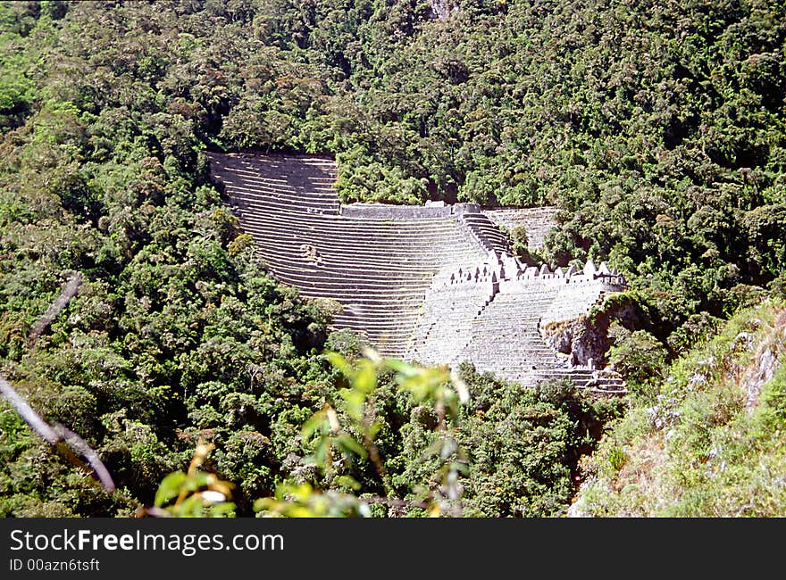 Inca ruins at winaywayna