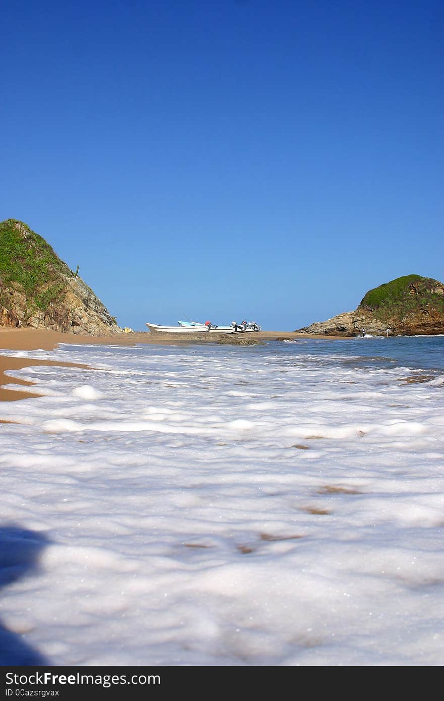 Partial view of the bay of San Agustinillo in the southern state of Oaxaca in Mexico, Latinamerica. Partial view of the bay of San Agustinillo in the southern state of Oaxaca in Mexico, Latinamerica