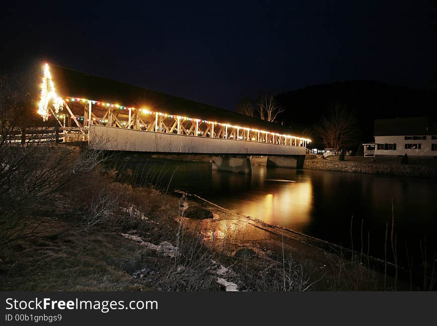 Old new england covered bridge at night