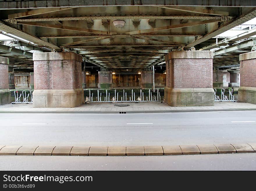 This bridge in the Northwest of Amsterdam leads to the main station and is one of the few bridges that is constructed as a solid brick construction in Amsterdam. This bridge in the Northwest of Amsterdam leads to the main station and is one of the few bridges that is constructed as a solid brick construction in Amsterdam.