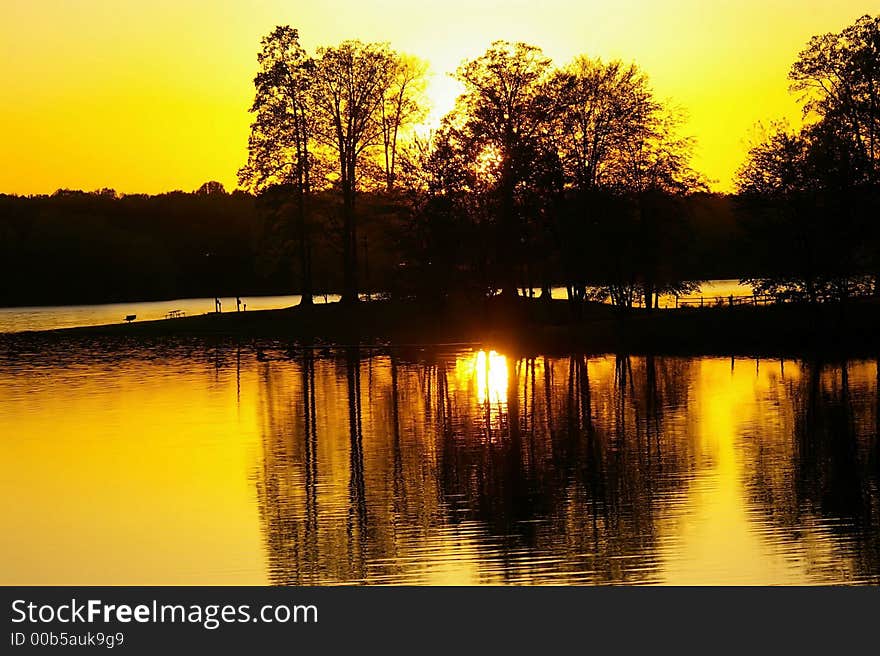 The sunset on the lake