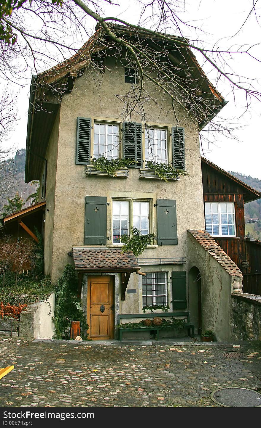 Old Swiss House 4