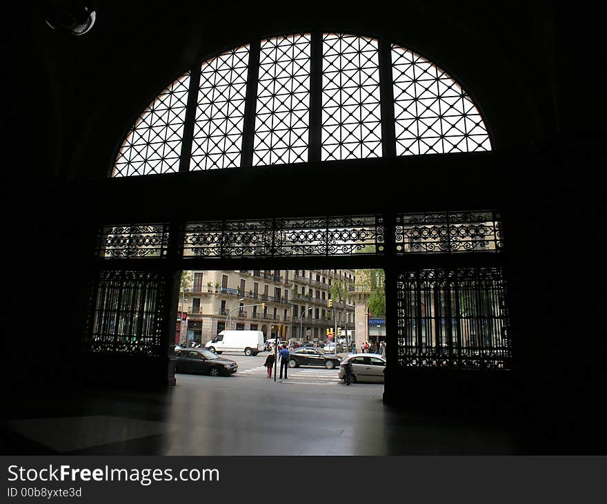 Rialroad station arc silhouette spain barcelona