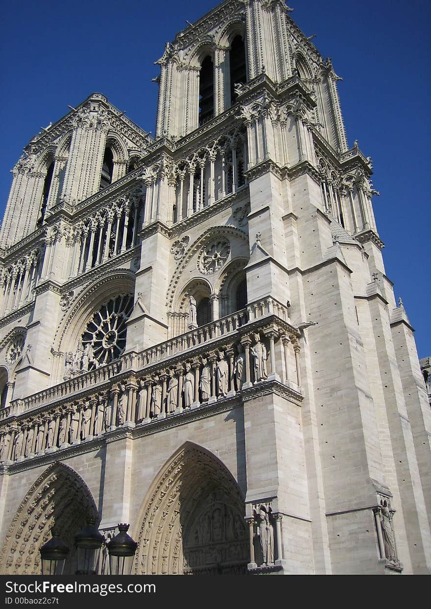 Notre-Dame from corner