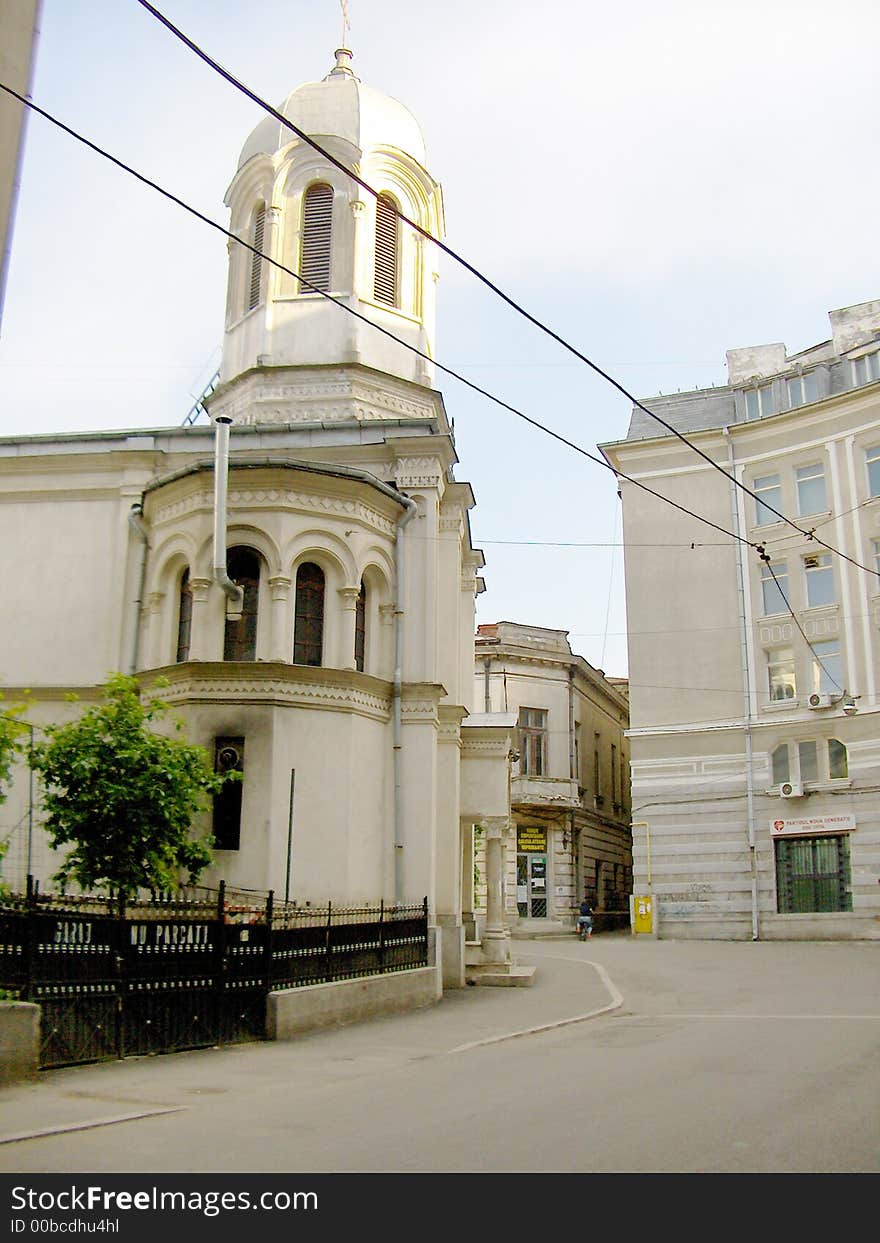 THIS IS AN ORTODOX CHURCH IN BUCHAREST