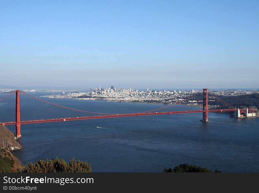 View of the Golden Gate Bridge, San Diego, San Francisco Bay