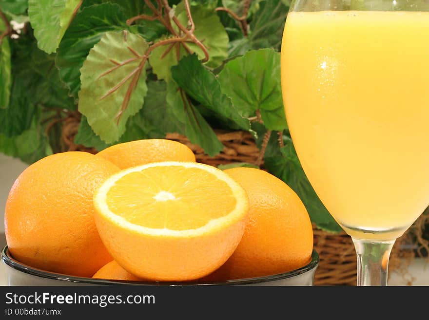 Orange Juice & Oranges