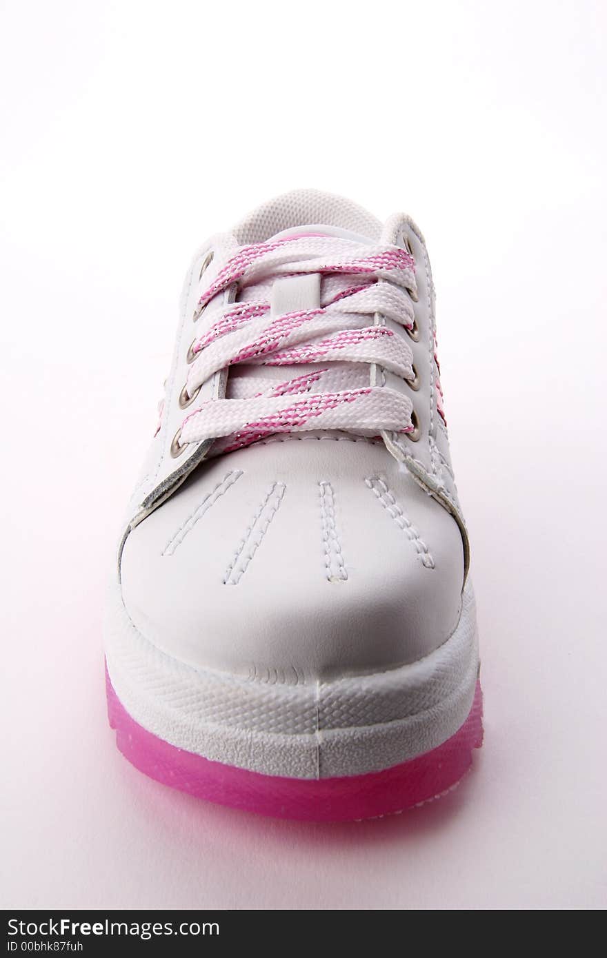 Single white and pink sneaker