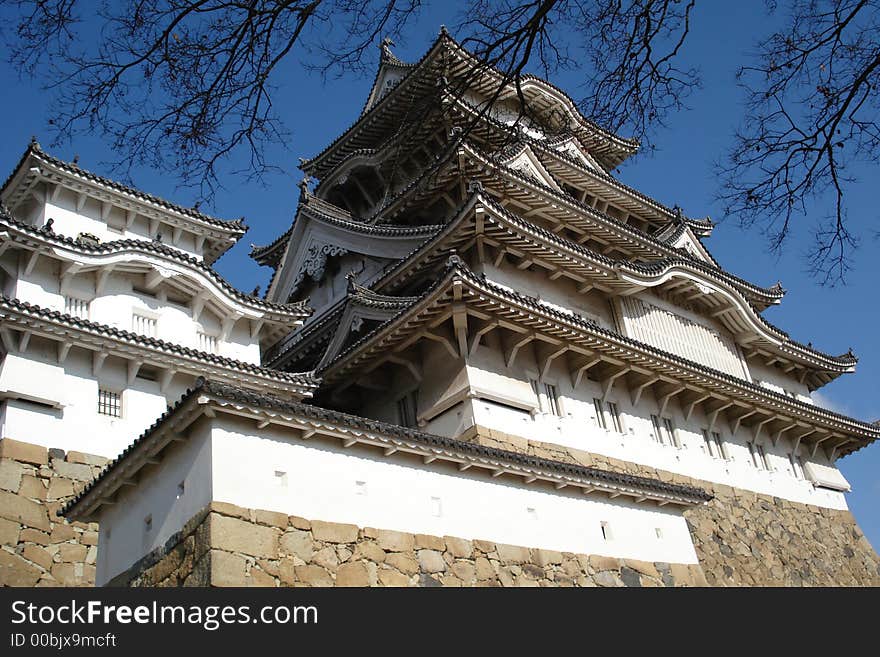 The Sky of Himeji Castle 04