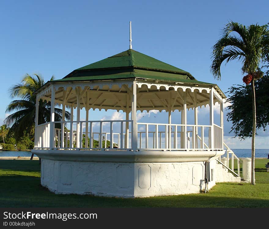 Gazebo bandstand