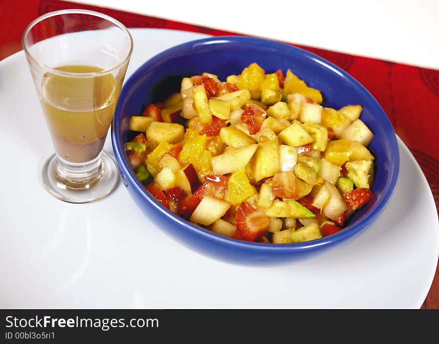 Fresh fruit salad with vinagrete