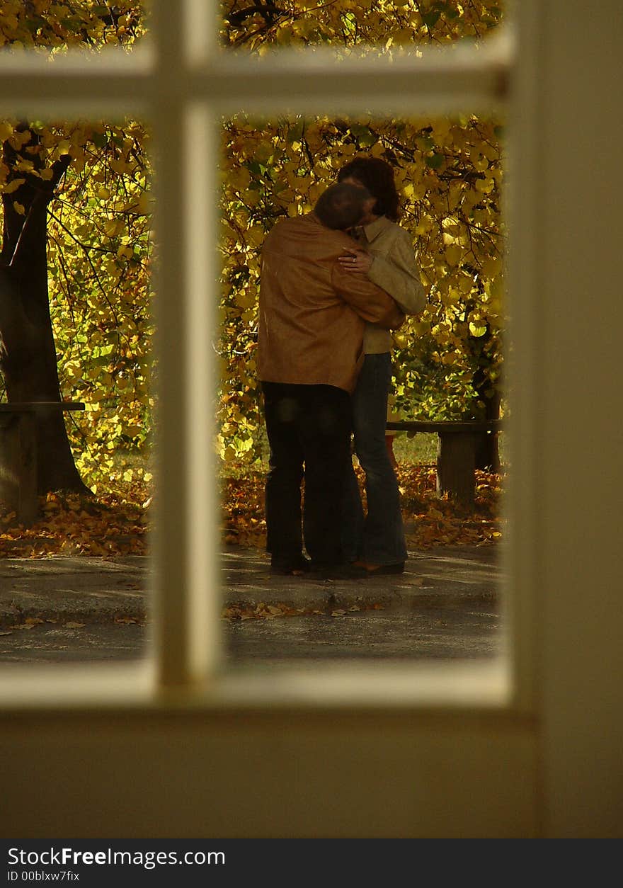 Man and woman kissing in parc. Man and woman kissing in parc