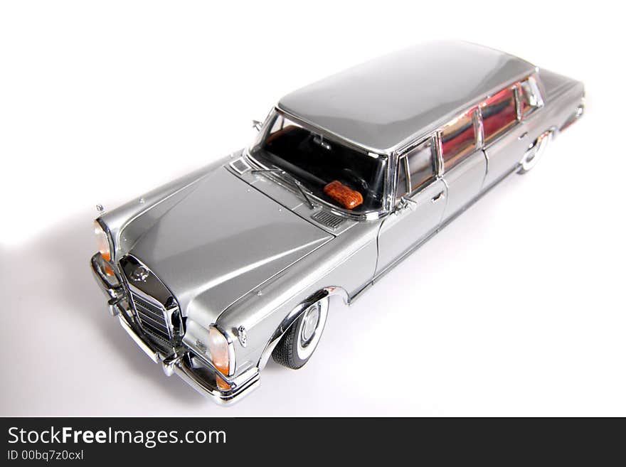 Picture of a Mercedes Benz 600. Taken with extrem wideangel as a highkey picture. Detailed scale model from my brothers toy collection. Picture of a Mercedes Benz 600. Taken with extrem wideangel as a highkey picture. Detailed scale model from my brothers toy collection.