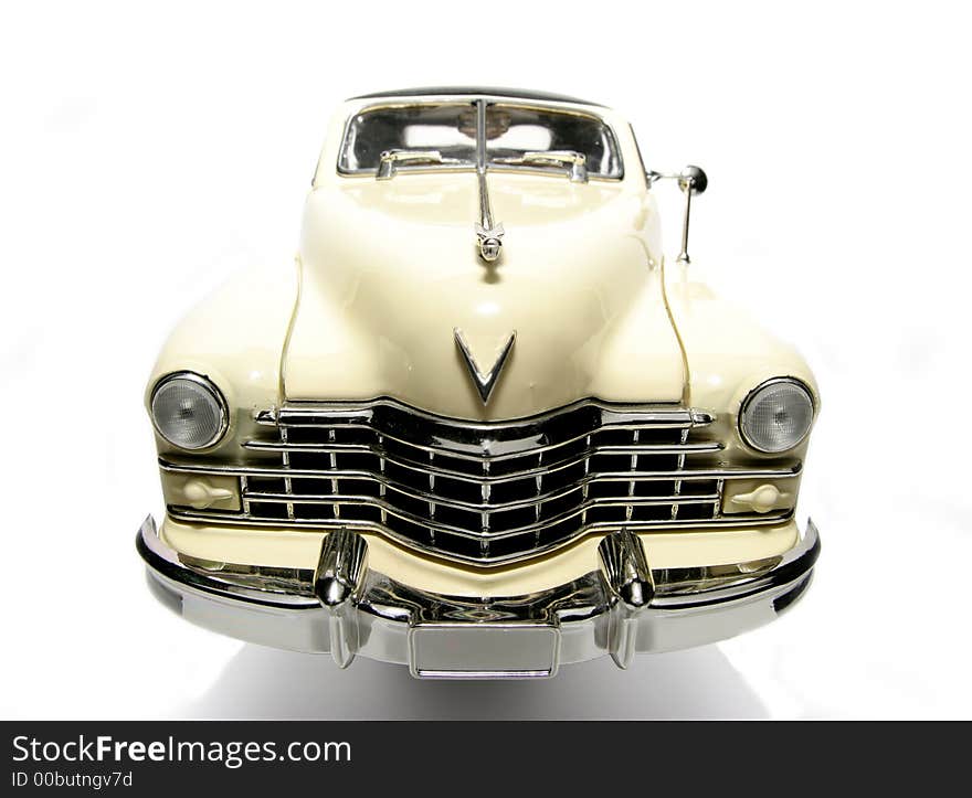 1947 Cadillac metal scale toy car fisheye frontview