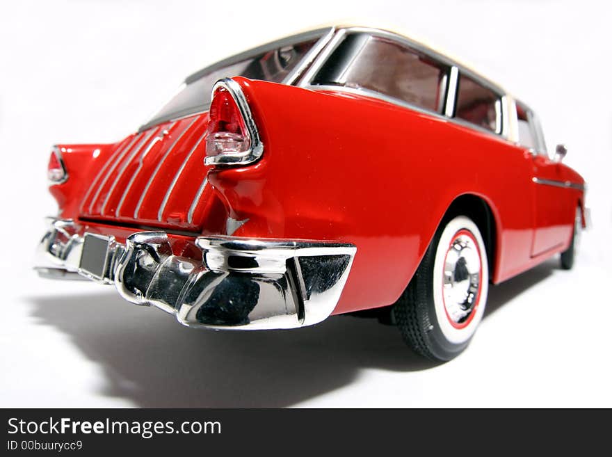 Picture of a 1955 Chevrolet. Taken with a fisheye lens as a highkey picture. Very hard to flash as the frontlens is only 3 cm away from the object.(a lot of reflectors were placed at the sides and round the lens) Detailed scale model from my brothers toy collection. Picture of a 1955 Chevrolet. Taken with a fisheye lens as a highkey picture. Very hard to flash as the frontlens is only 3 cm away from the object.(a lot of reflectors were placed at the sides and round the lens) Detailed scale model from my brothers toy collection.