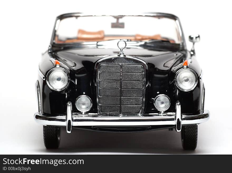 1958 Mercedes Benz 220 SE metal scale toy car frontview