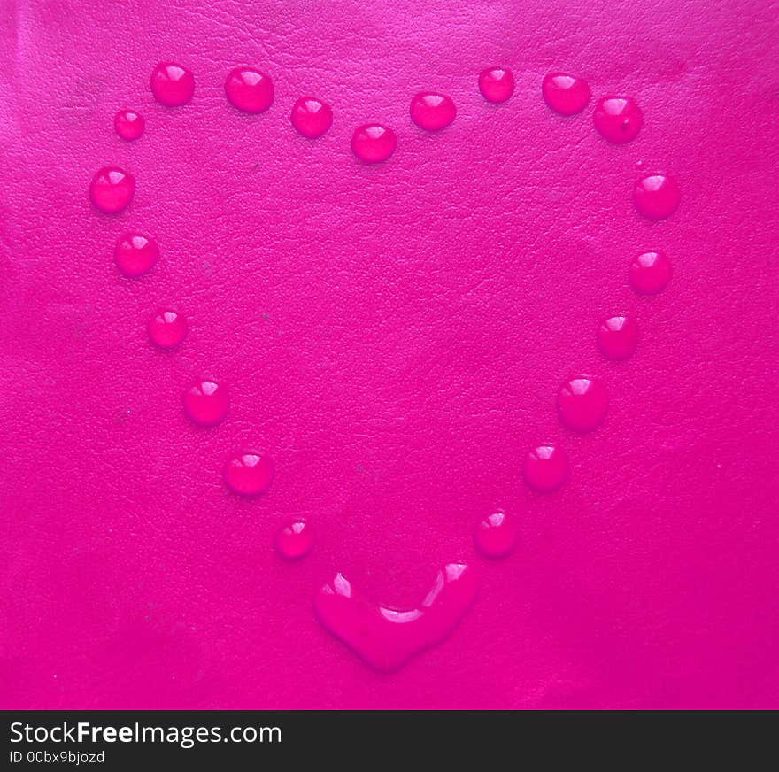 Water_ Drops_Heart_Pink