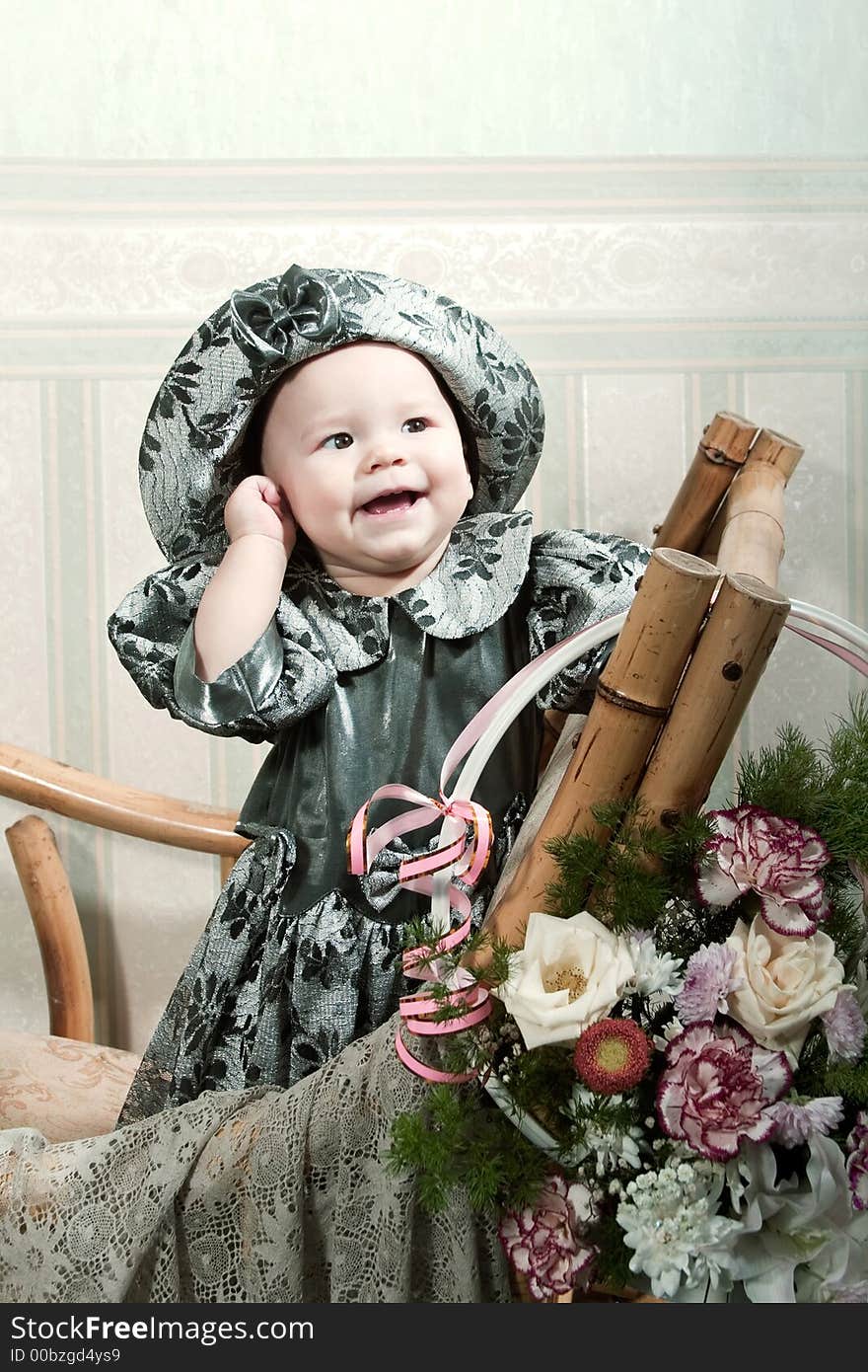 Little girl with flowers