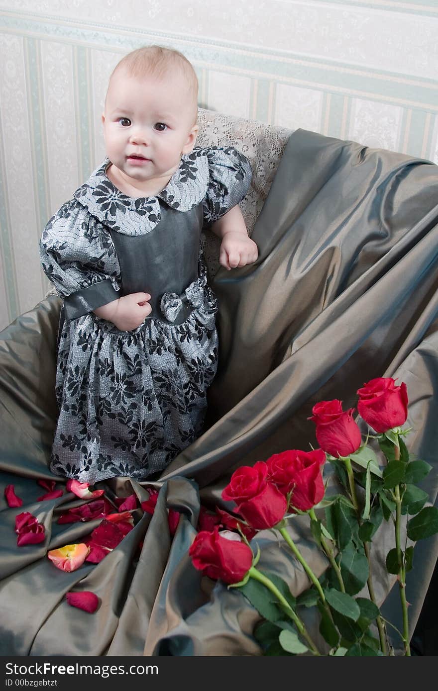 Little girl with flowers