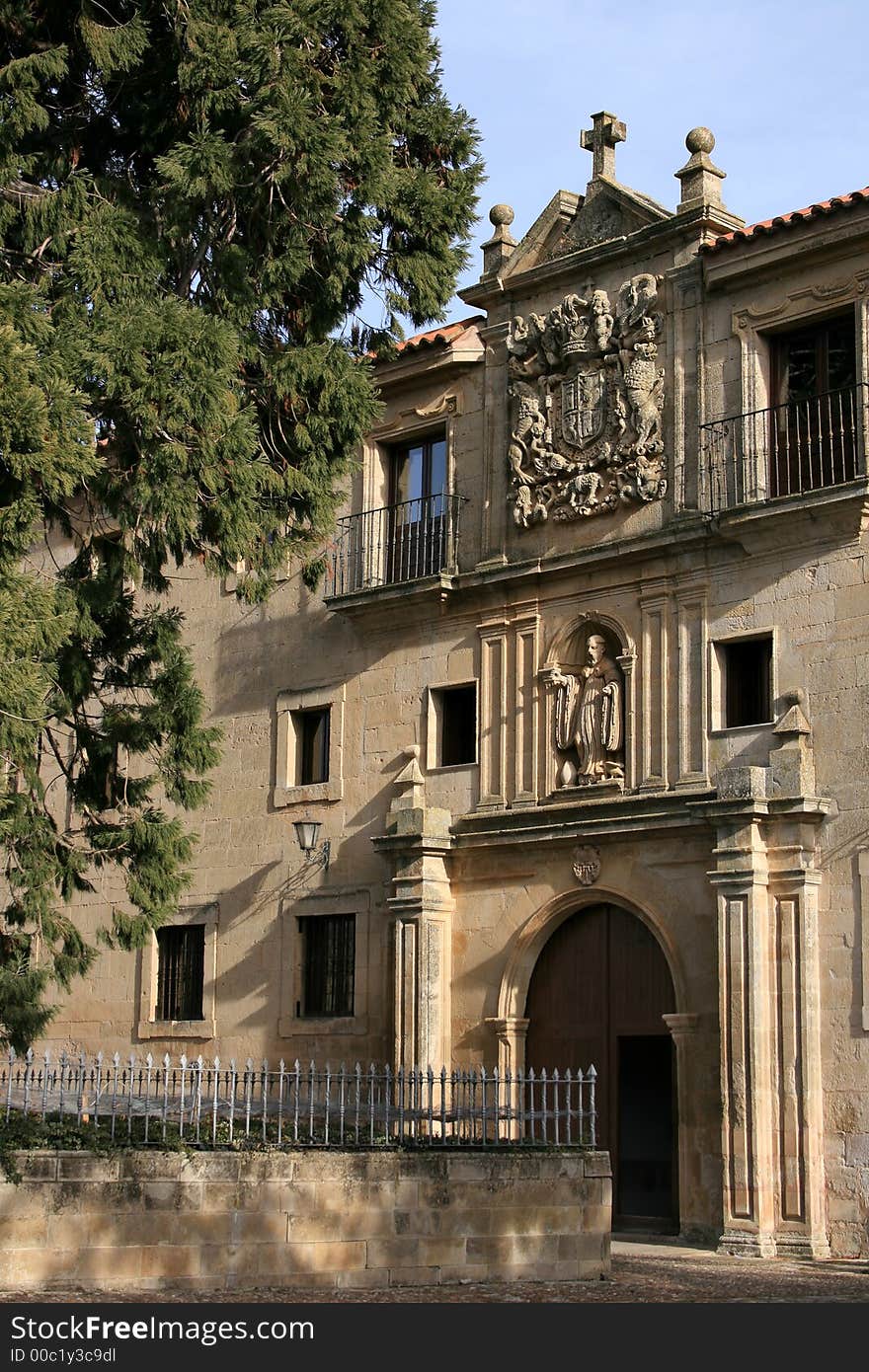 The benedictine monastery of Santo Domingo de Silos, Spain (11th-18th centuries). The benedictine monastery of Santo Domingo de Silos, Spain (11th-18th centuries)