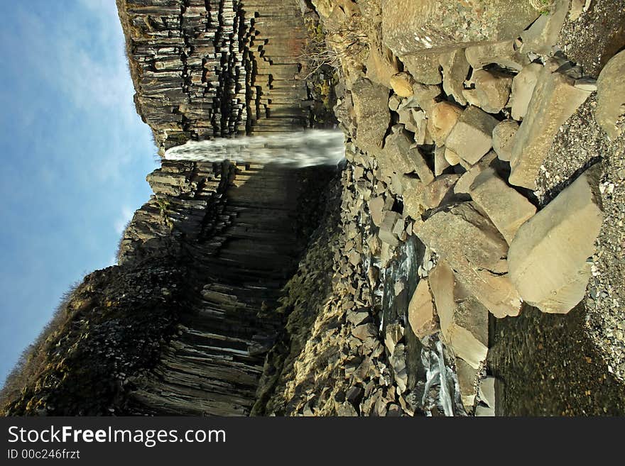 Svartifoss