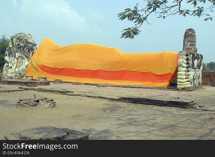 Buddah covered in saffron autthaya thailand