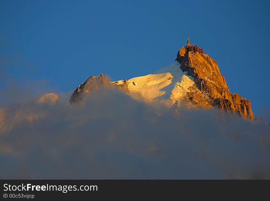 Summit Station - Alpine View