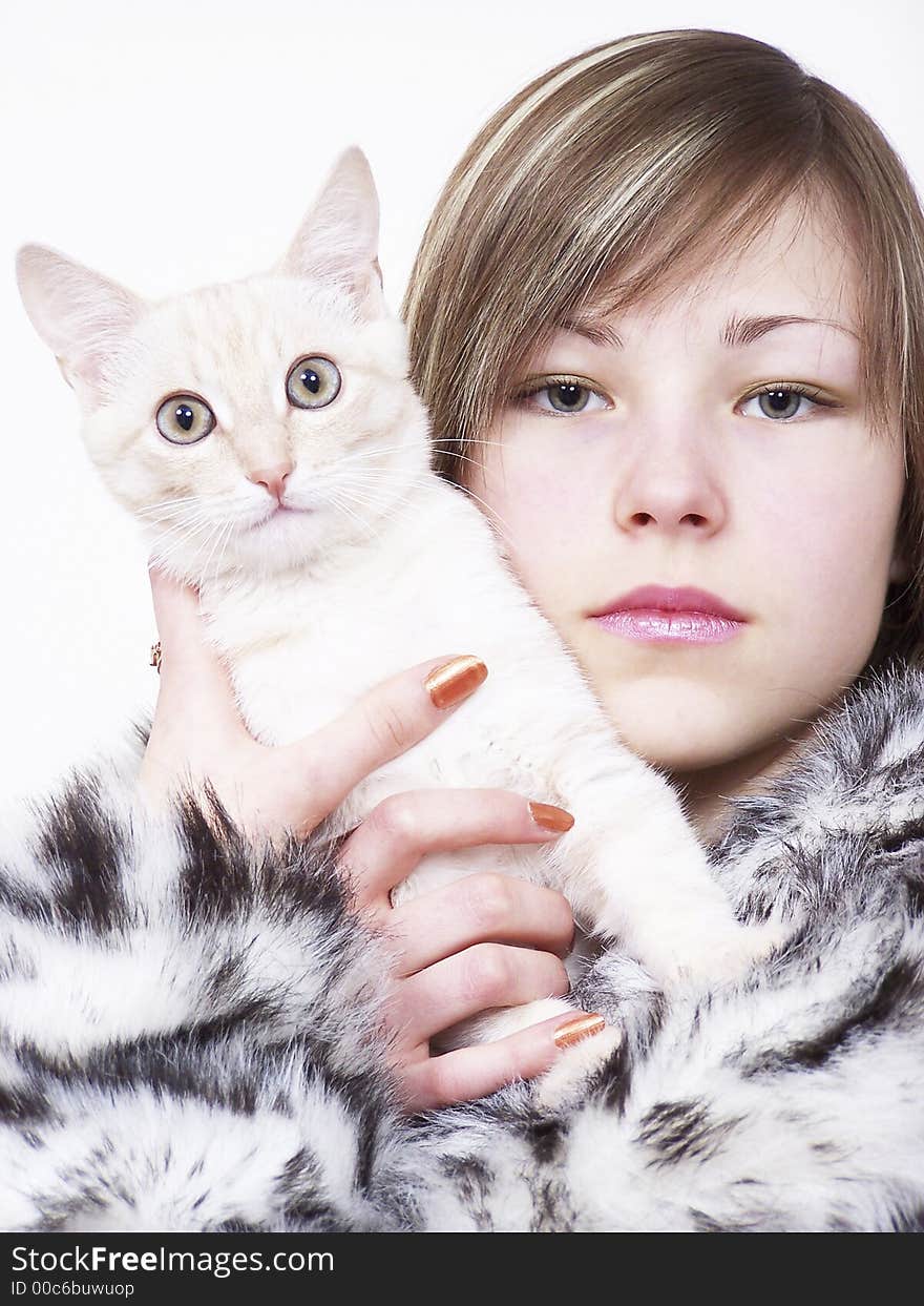 Portrait of the young beautiful glamour woman with cat. Portrait of the young beautiful glamour woman with cat