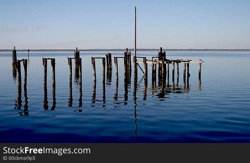 Lake structure