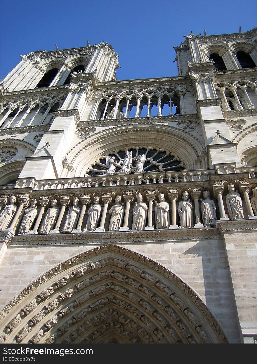 Notre-Dame from below