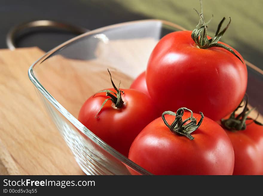 Tomatoes in a glass bowl