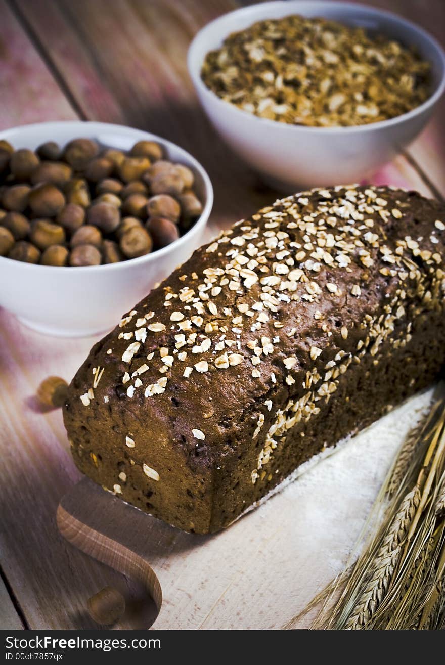 Bread is one of the basic kinds of food in Europen countries. Bread is one of the basic kinds of food in Europen countries.