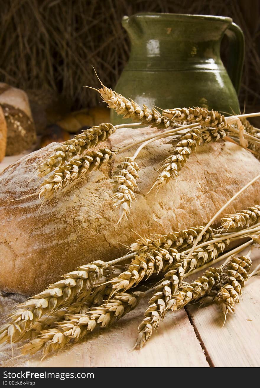 Arrangement of English loaf