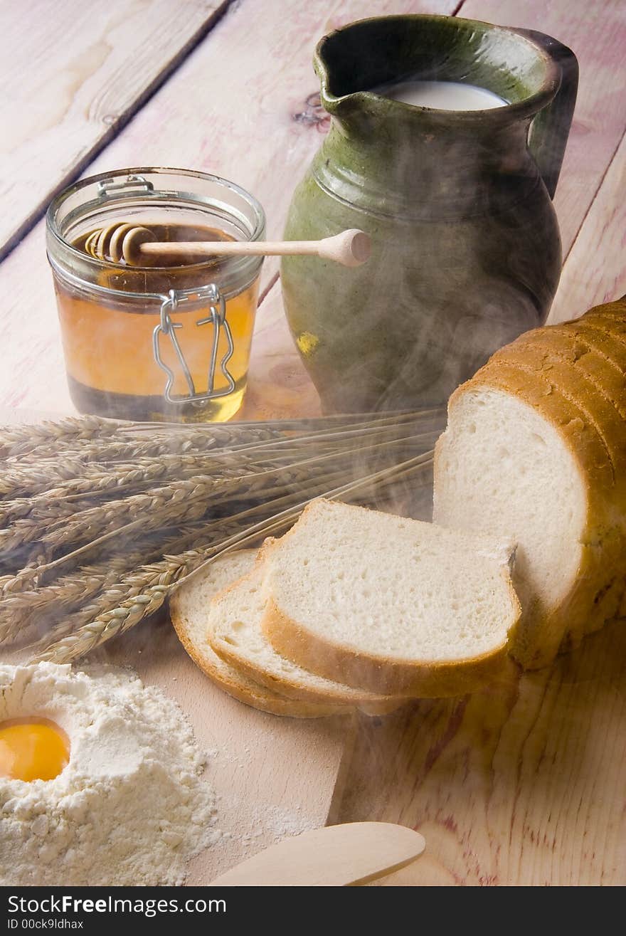 Arrangement of English loaf