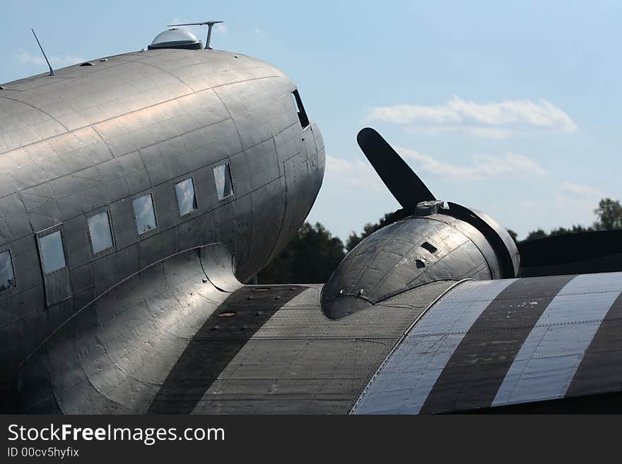 I took th pic of this oldie at the great air show of Georgia 2006. I took th pic of this oldie at the great air show of Georgia 2006