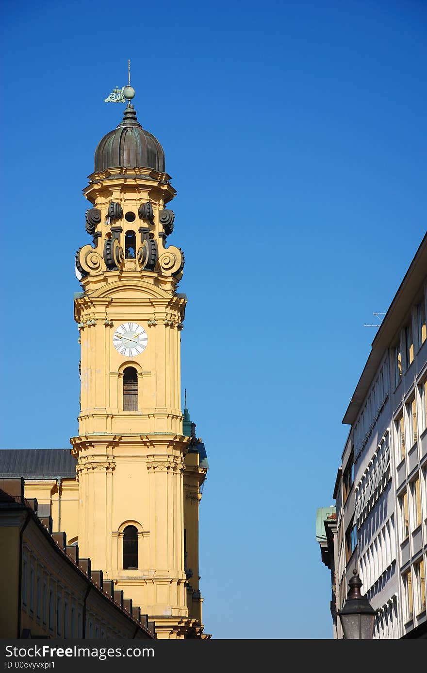 Spire theatinerkirche