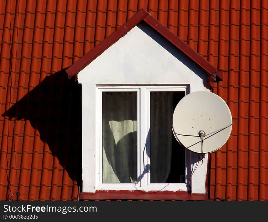 Clear dish aerial