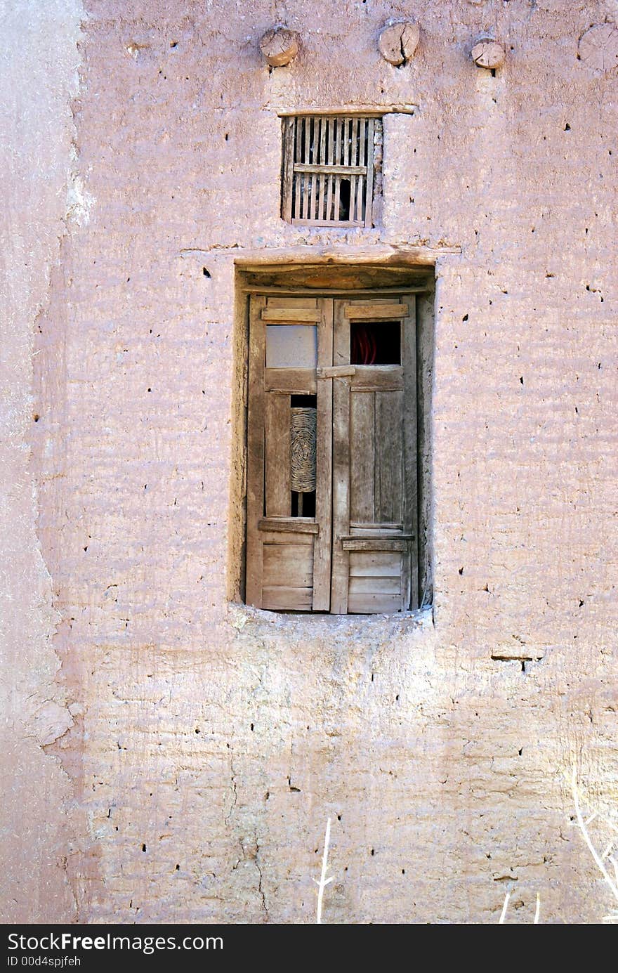 Old house in Abyaneh, Iran. Old house in Abyaneh, Iran