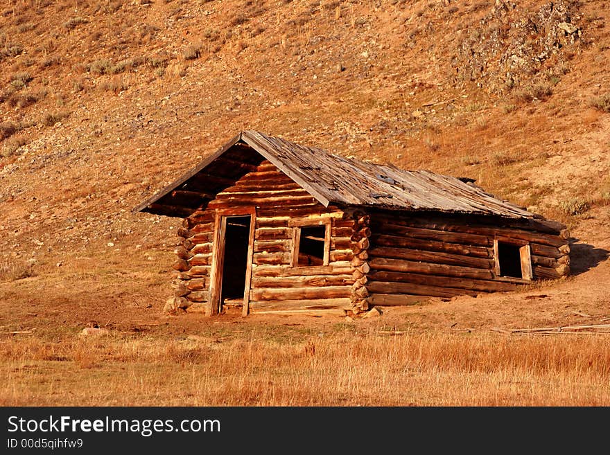 Old cabin on Stanley creek, Stanley Idaho. Old cabin on Stanley creek, Stanley Idaho