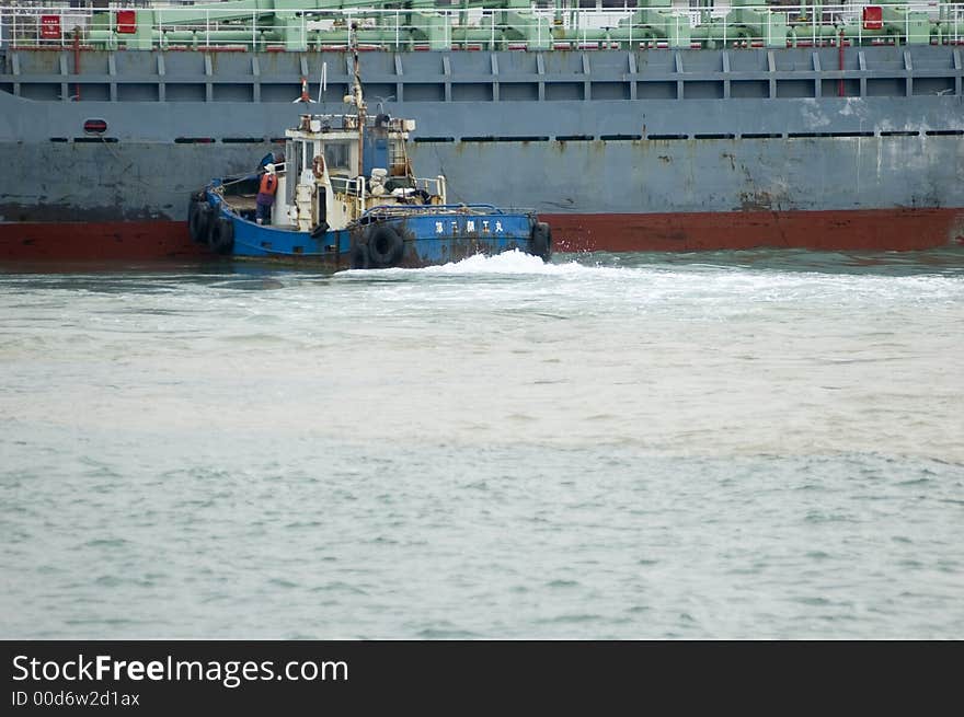 Tug boat