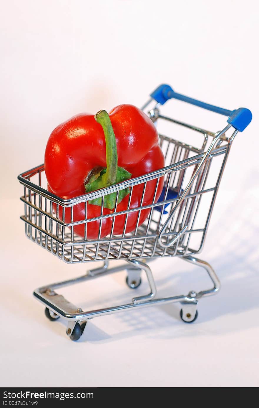 Shopping cart with red pepper