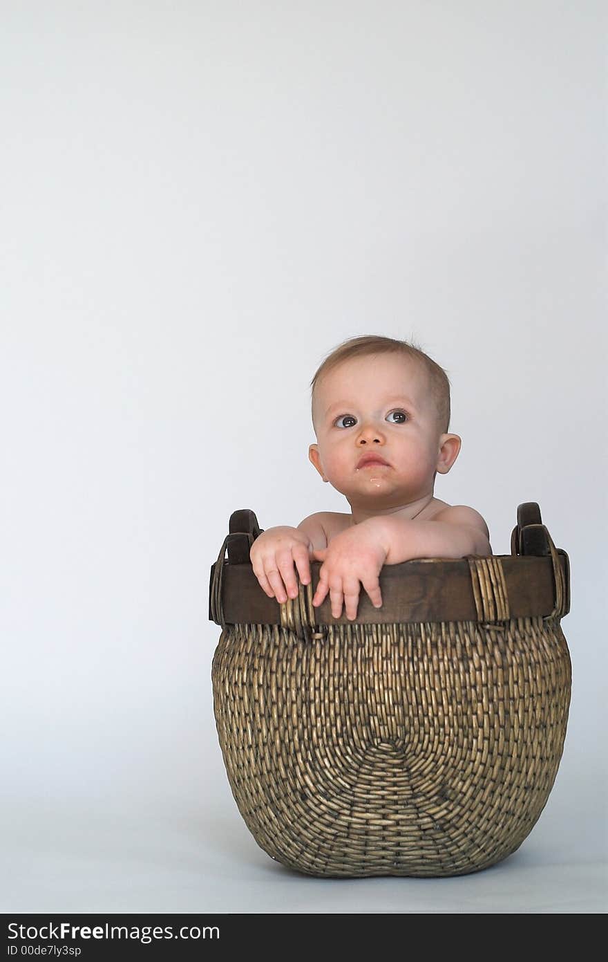 Basket Baby