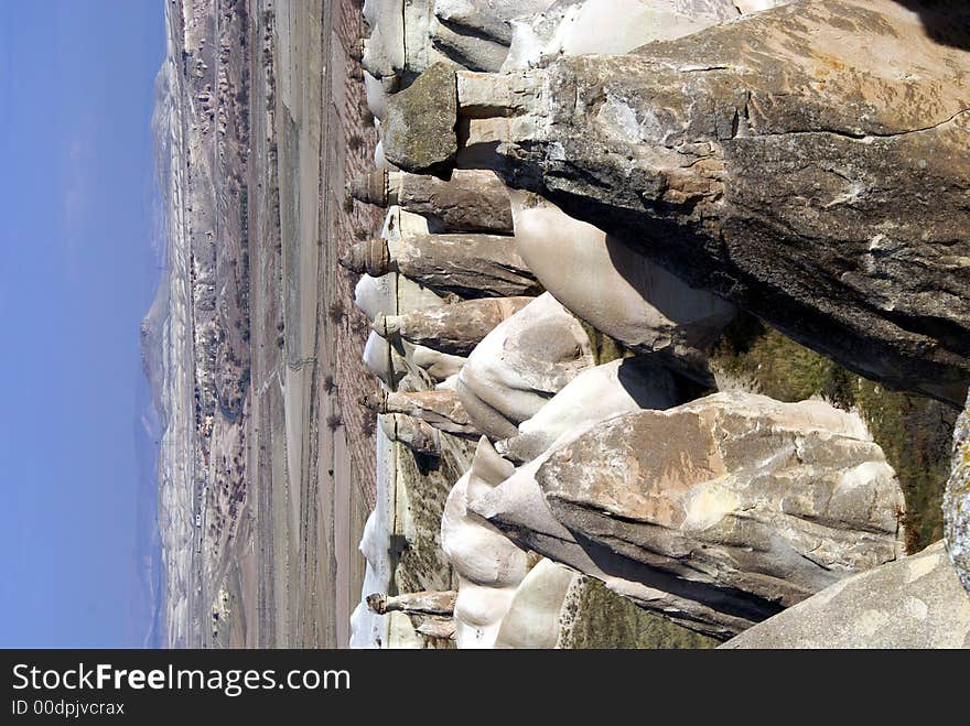 Rock heads near Chavushin